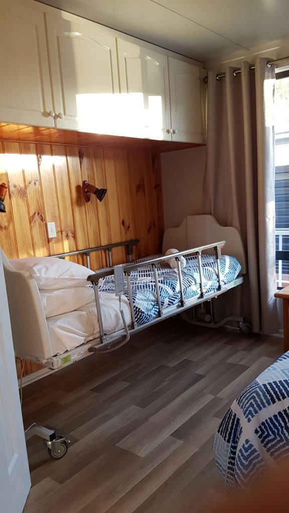 Fully Wheelchair Accessible Houseboat - 'Inclusion' At Houseboat Heaven