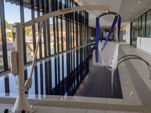 accessible accommodation hobart with pool lifter