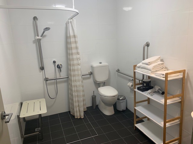 Quest Werribee With Accessible Accommodation near Werribee Zoo. Roll in shower, step free access.