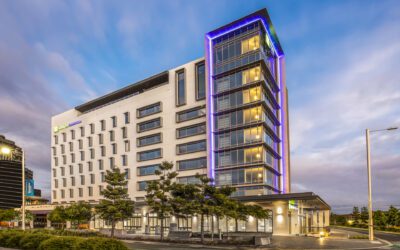 Holiday Inn Express & Suites Sunshine Coast Accessible Accommodation is located in Maroochydore City,